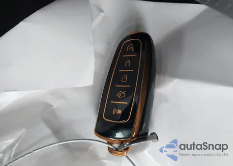 2014 Ford Taurus Limited z USA, uszkodzony, nr VIN 1FAHP2F89EG183054